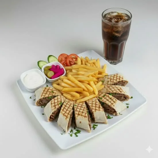 Halal chicken shawarma sharing platter in Madrid
